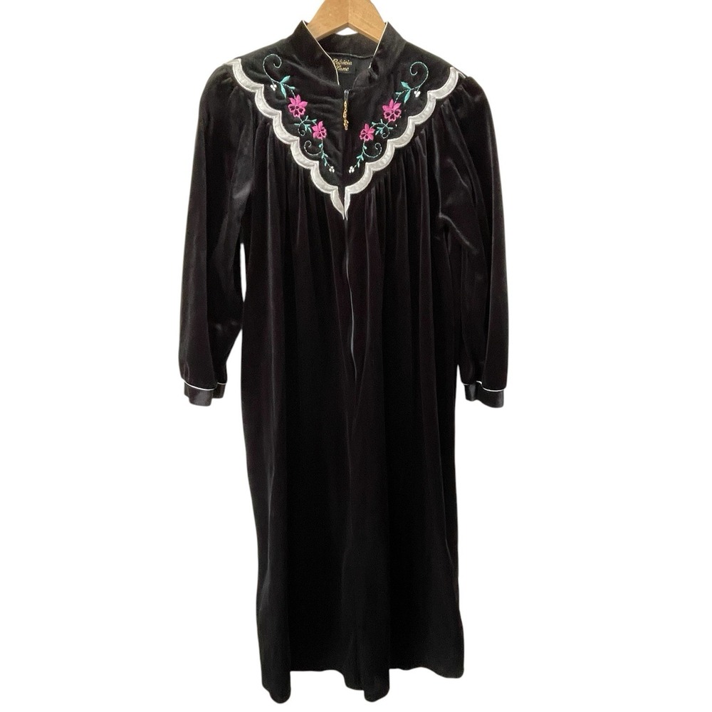 Vintage Patricia Lane Black Velvet Robe Floral Embroidered Angel Zipper Medium